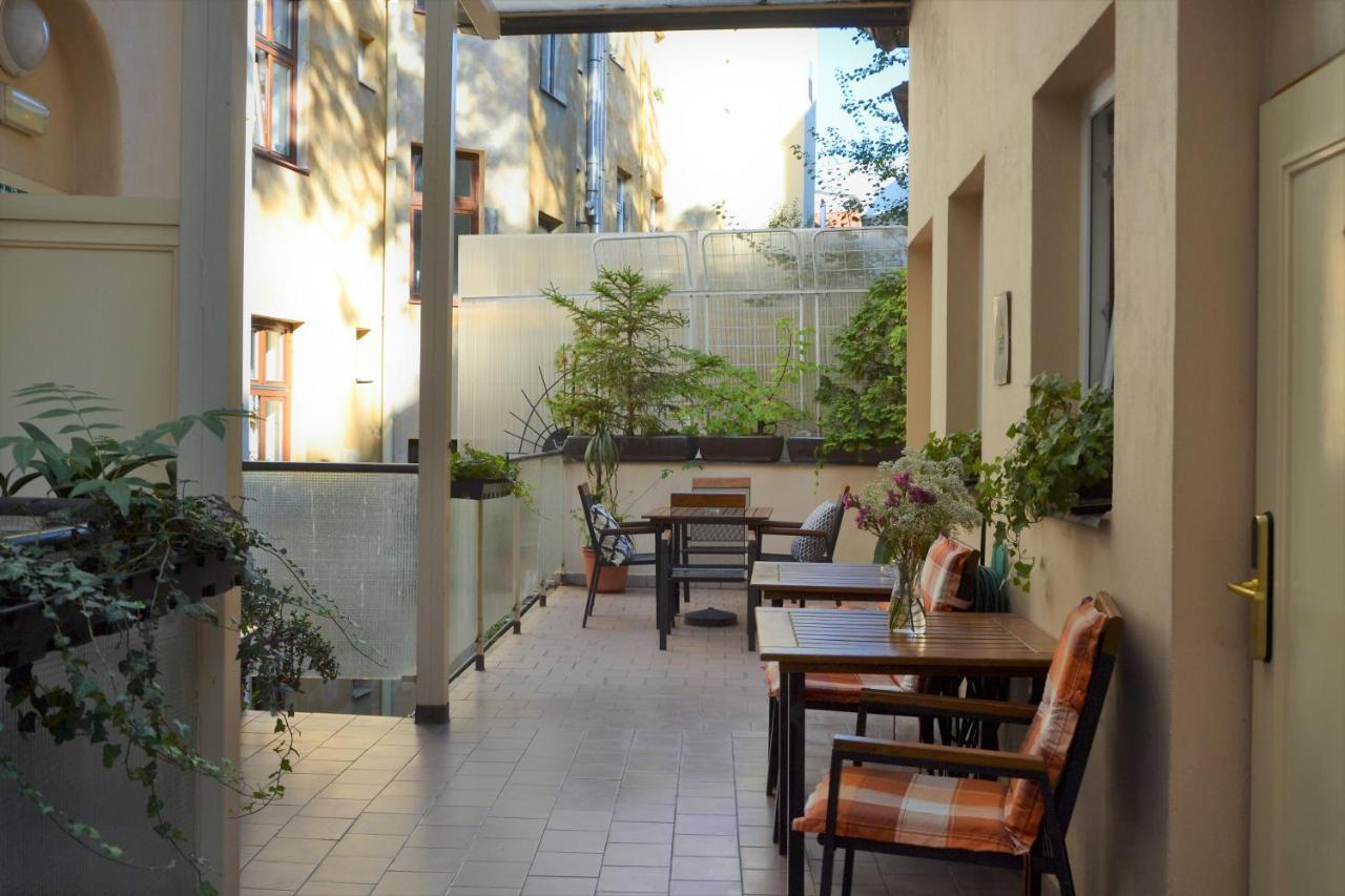 Self-Service Hotel Ostas Praha מראה חיצוני תמונה