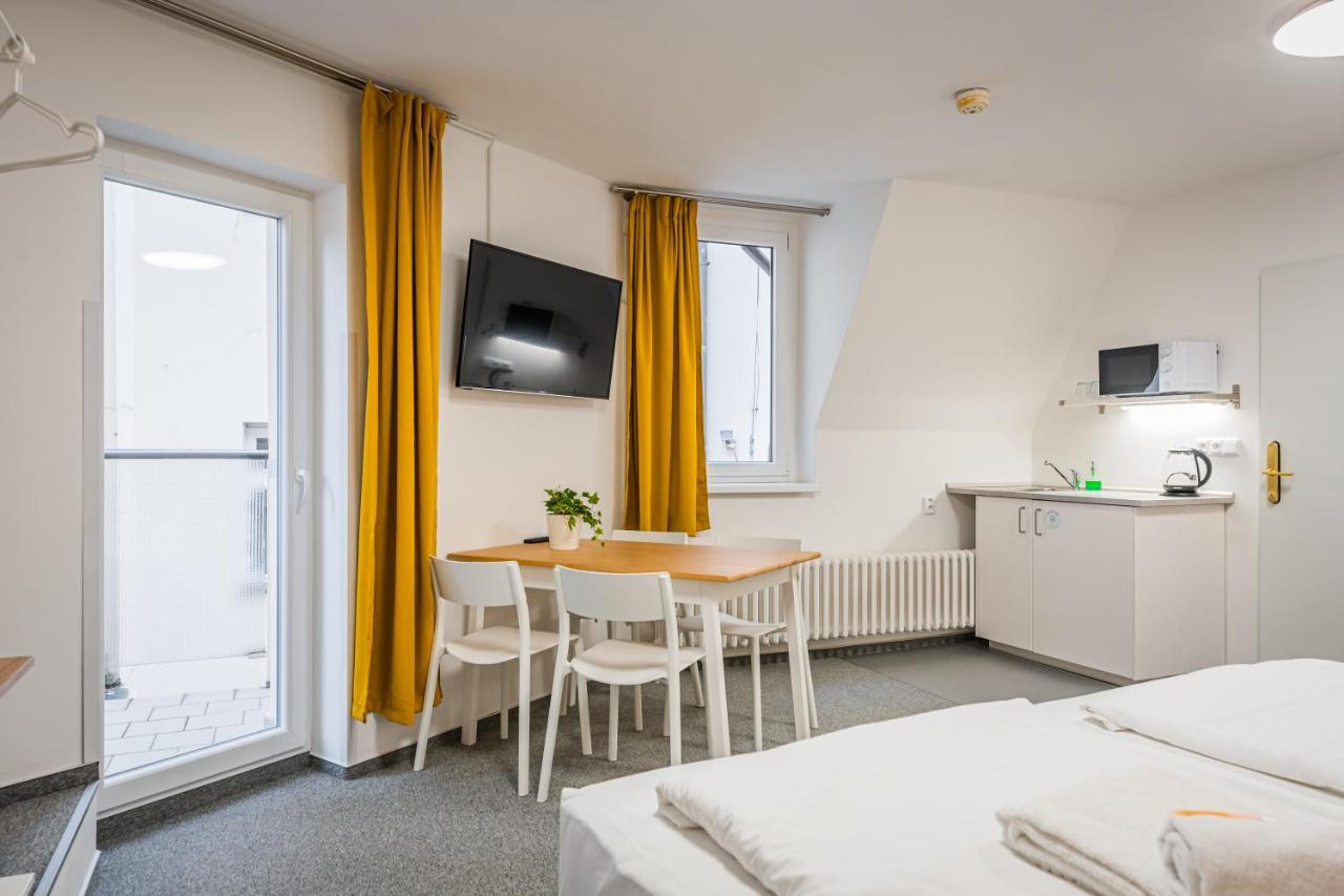 Self-Service Hotel Ostas Praha מראה חיצוני תמונה